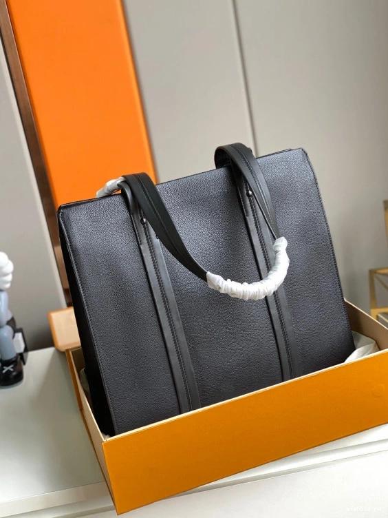 WIS TOTE VUITTON LOUIS 0310